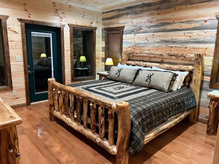 * * 4 Master Bedrooms, Views, Theater, Arcade, Evc Gatlinburg Exterior photo